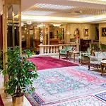 Hotel Palais Porcia 4*