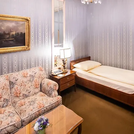 Palais Porcia Hotel