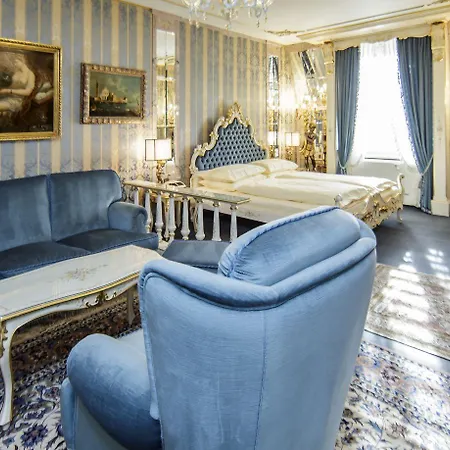 Hotell Palais Porcia 4*