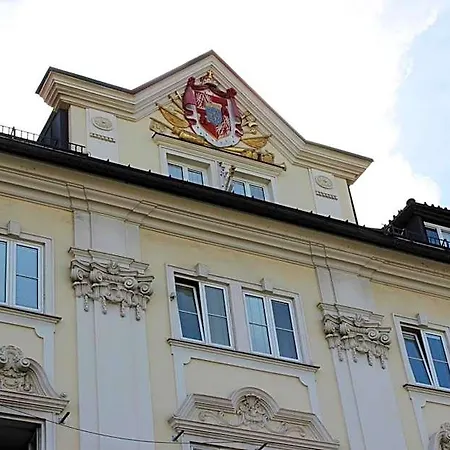 Palais Porcia كلاغنفورت