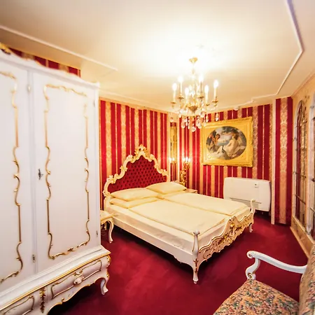 Palais Porcia Klagenfurt am Woerthersee