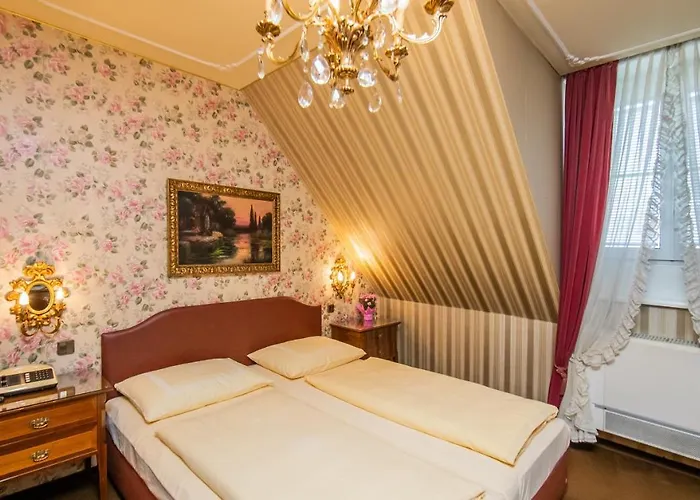 Szálloda Palais Porcia 4*