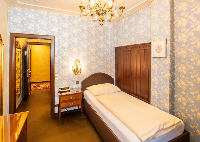 Ξενοδοχείο Palais Porcia 4*